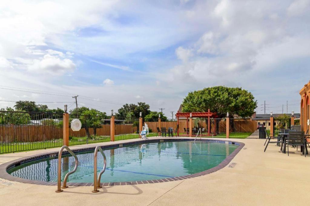 Best Western Northwest Corpus Christi Inn & Suites Экстерьер фото